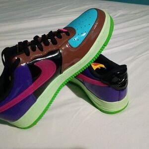 Multicolor Athletic Shoes for Men
